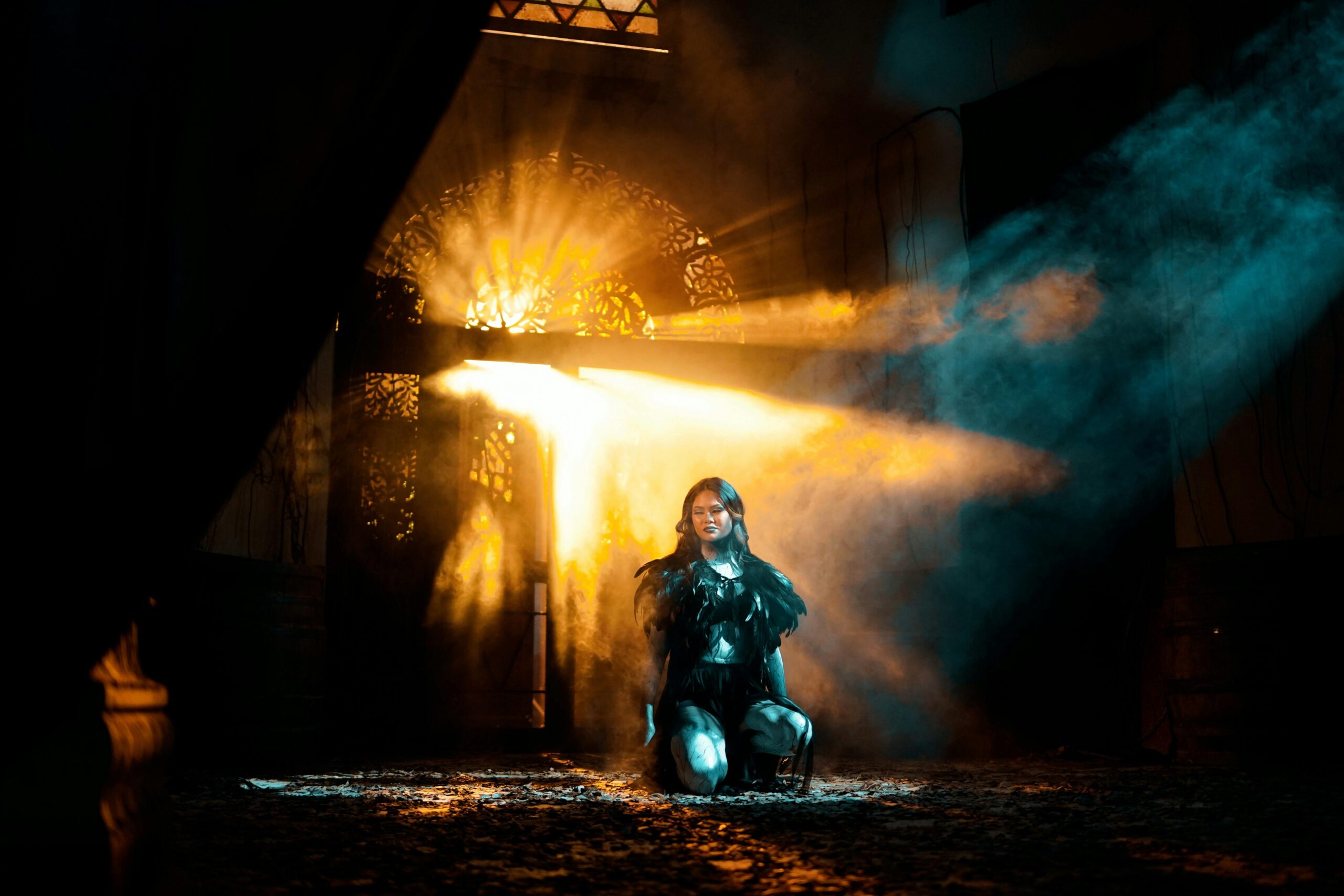 How To Pitch Yourself To Freelance Clients: Secrets To Win Projects