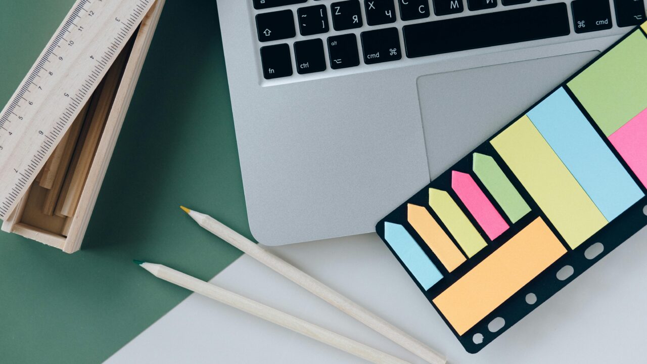 How To Find Recurring Freelance Work: Proven Tips That Work 1 pexels photo 5554667 1