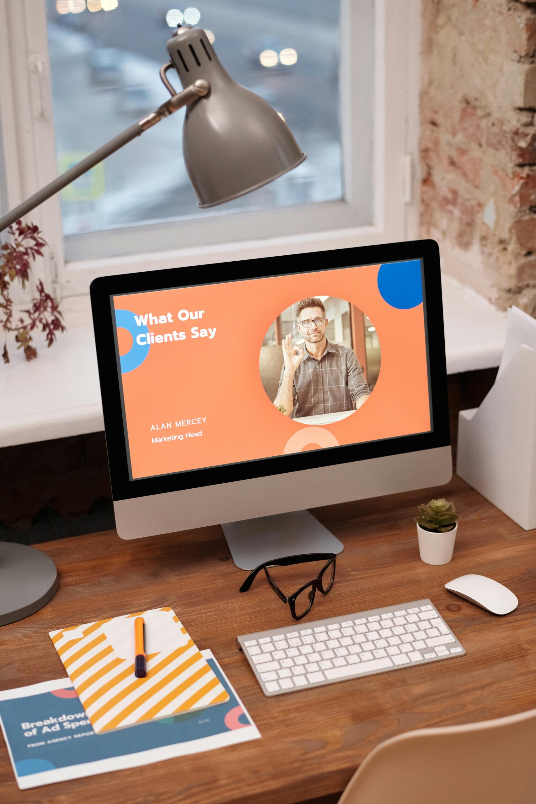 How To Brand Yourself As A Freelancer: Secrets To Stand Out Online